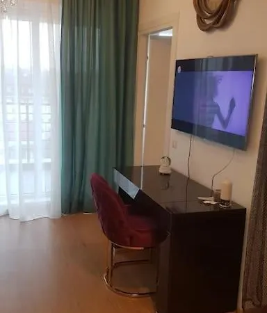 Apartment Chic Studio Pallady